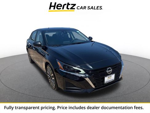 Used 2025 Nissan Altima 2.5 SV FWD image 1