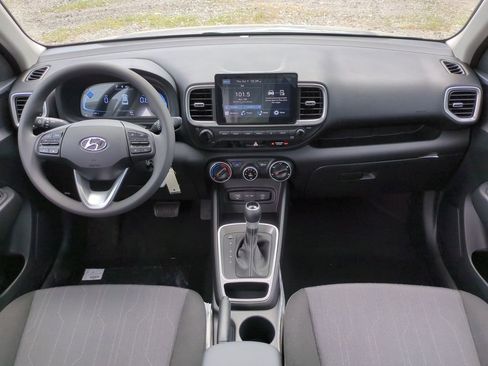 New 2026 Hyundai Venue SE image 15