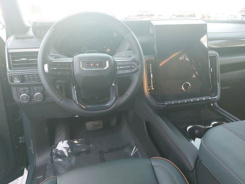 New 2026 GMC Yukon AT4 w/ AT4 Premium Plus Package image 18