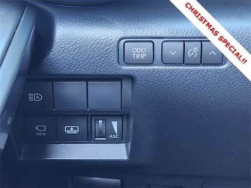 Used 2024 Lexus IS 500 image 18