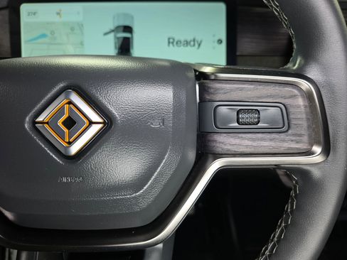 Used 2023 Rivian R1T Adventure AWD/4WD image 32