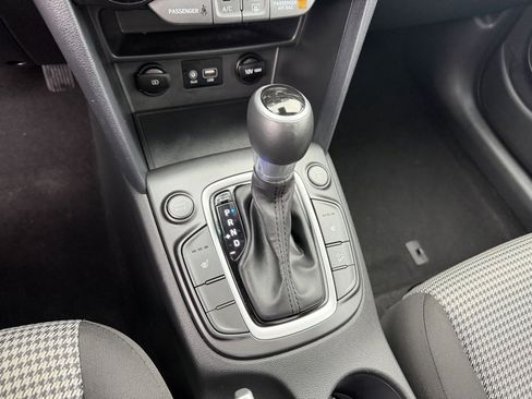 Used 2019 Hyundai Kona SEL w/ SEL Tech Package 02 image 26