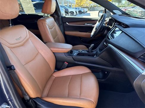 Used 2025 Cadillac XT5 Premium Luxury image 28