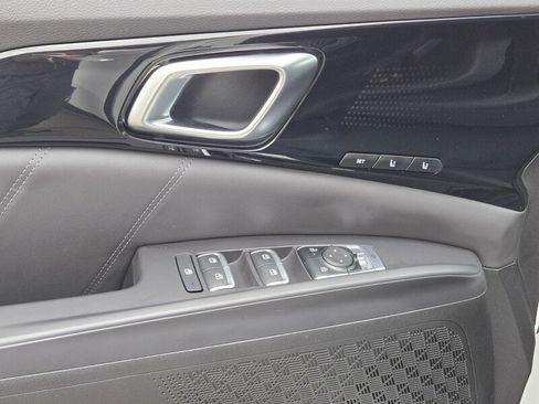 Certified 2026 Kia Carnival SX Prestige FWD image 19