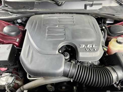 Used 2022 Dodge Challenger SXT w/ Plus Package image 28