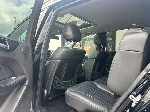 Used 2016 Mercedes-Benz GL 450 4MATIC image 10