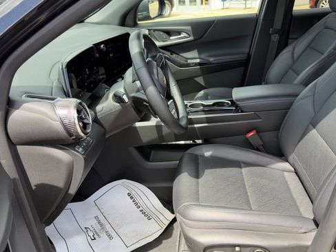 Used 2025 Chevrolet Equinox LT w/ Convenience Package II AWD/4WD image 5