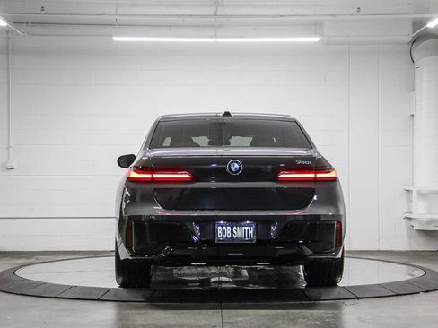 New 2026 BMW 740i w/ Premium Package image 5