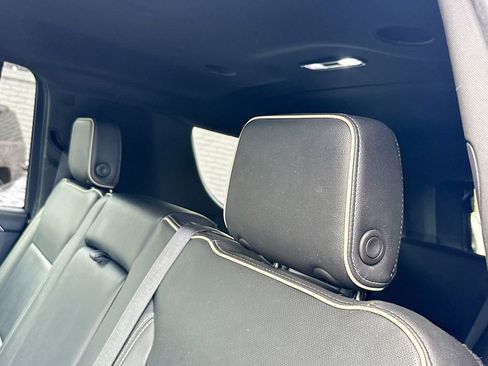 Used 2021 GMC Yukon XL SLT image 29