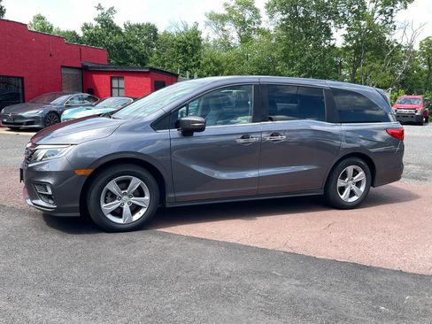 Used 2018 Honda Odyssey EX image 12