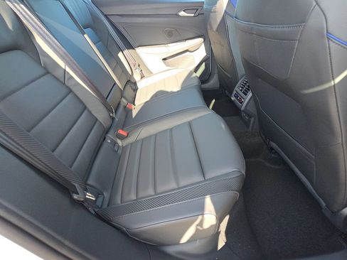 New 2026 Volkswagen Golf image 8