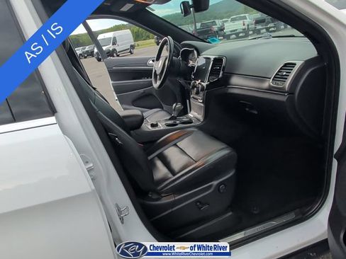 Used 2021 Jeep Grand Cherokee Limited w/ Luxury Group II AWD/4WD image 29