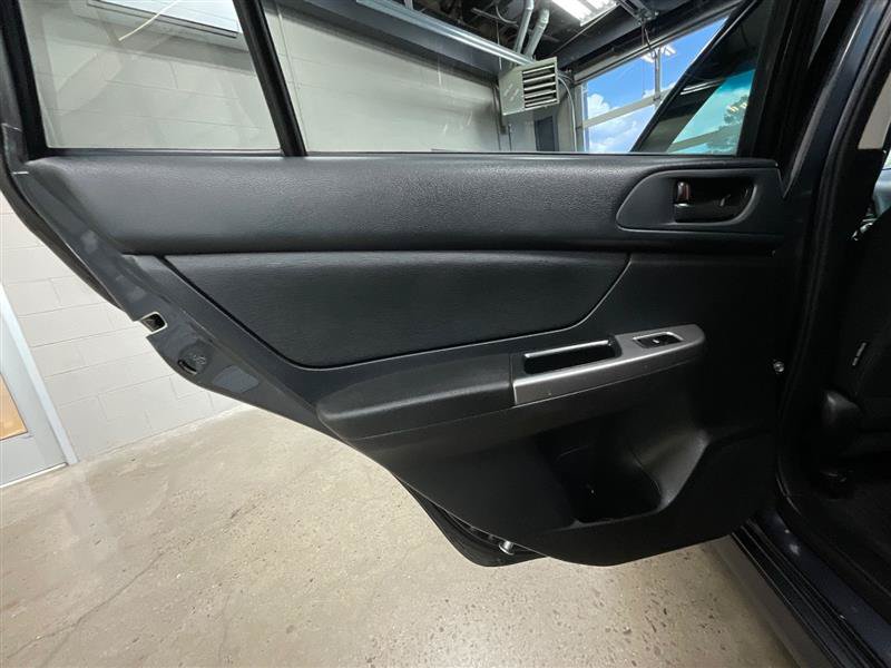 Used 2017 Subaru Crosstrek 2.0i AWD/4WD image 16