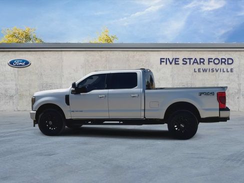 Used 2022 Ford F350 Lariat w/ Black Appearance Package AWD/4WD image 4