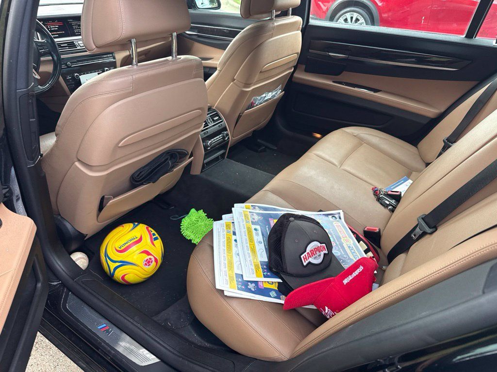 Used 2015 BMW 740Li RWD image 11
