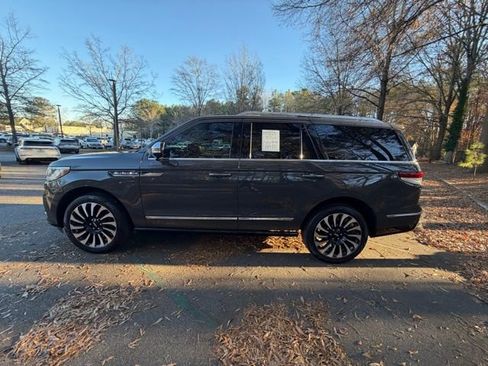 Certified 2023 Lincoln Navigator Black Label image 3
