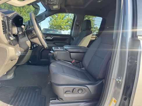 Used 2023 GMC Sierra 1500 Elevation AWD/4WD image 12
