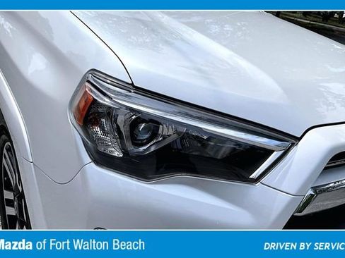 Used 2024 Toyota 4Runner Limited AWD/4WD image 31