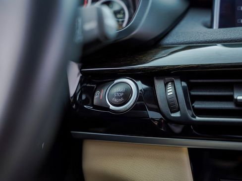 Used 2018 BMW X5 xDrive35d image 25