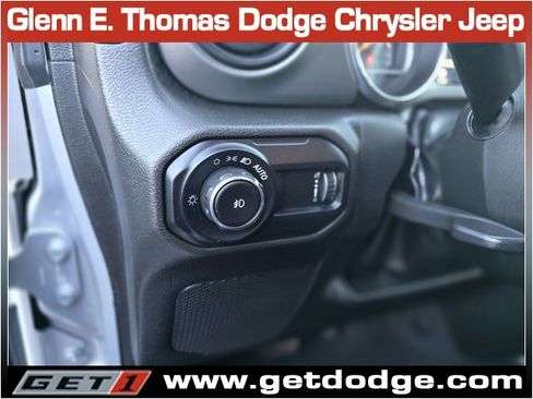 Used 2023 Jeep Wrangler Sport S image 17