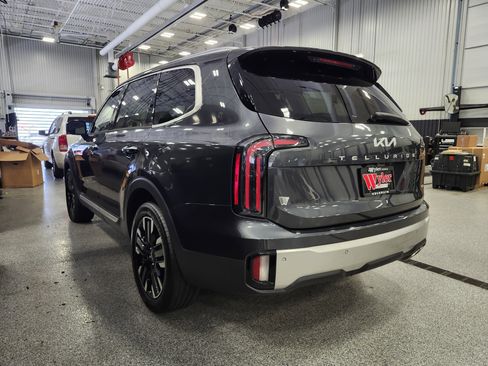Used 2024 Kia Telluride SX Prestige AWD/4WD image 30