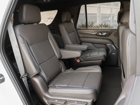 Used 2023 GMC Yukon Denali AWD/4WD image 37