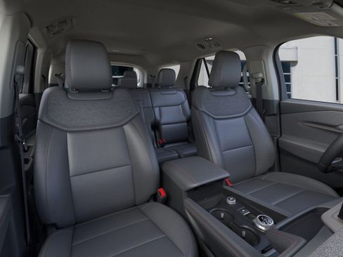 New 2025 Ford Explorer Active w/ Active Comfort Package image 10