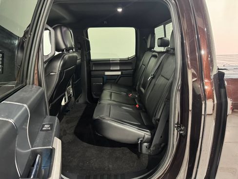 Used 2019 Ford F150 Lariat w/ Equipment Group 502A Luxury AWD/4WD image 19