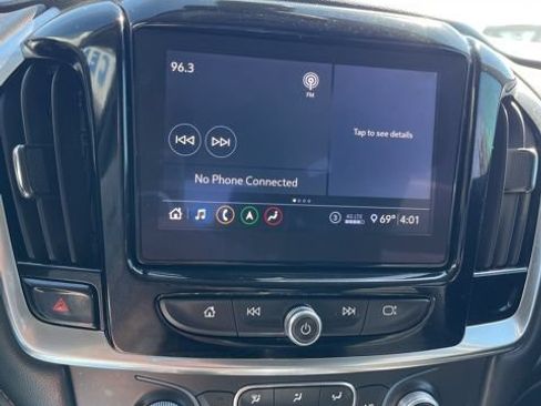 Used 2021 Chevrolet Traverse LT w/ LT Premium Package AWD/4WD image 43