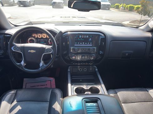 Used 2018 Chevrolet Silverado 1500 LTZ Z71 w/ LTZ Plus Package AWD/4WD image 9