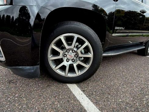 Used 2018 GMC Yukon Denali image 21