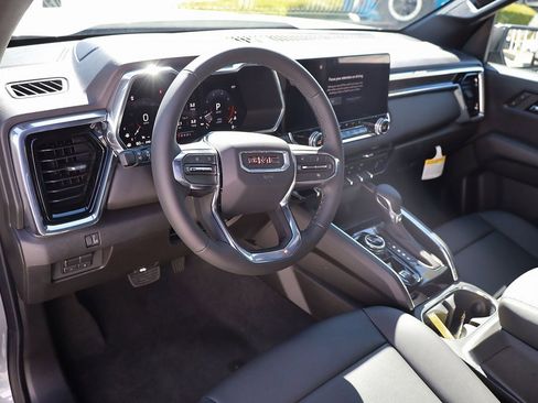 New 2026 GMC Canyon Elevation w/ Convenience Package image 12