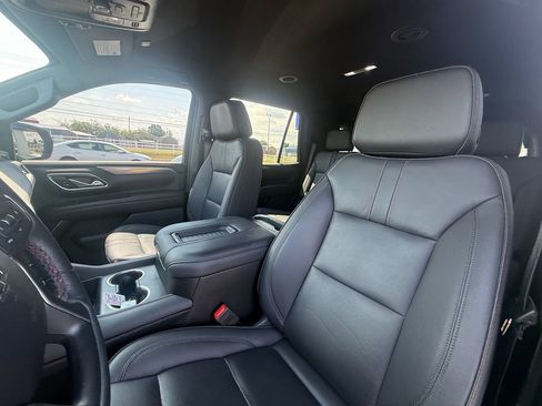 Used 2024 Chevrolet Tahoe RST w/ Luxury Package AWD/4WD image 13