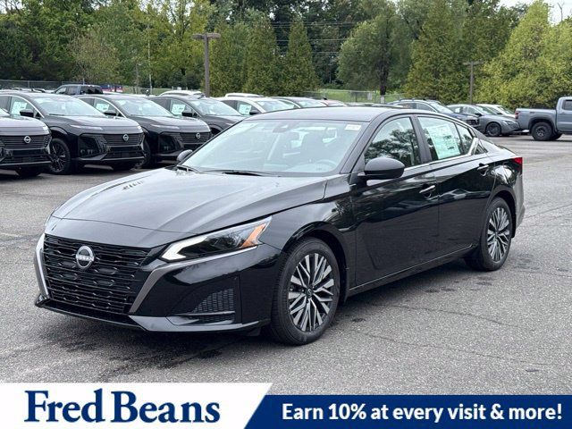 New 2026 Nissan Altima 2.5 SV FWD image 3