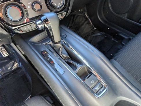 Used 2022 Honda HR-V Sport image 11