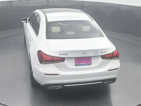 Used 2021 Mercedes-Benz A 220 A 220 image 24