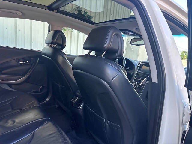 Used 2014 Hyundai Azera Limited w/ Option Group 02 FWD image 15