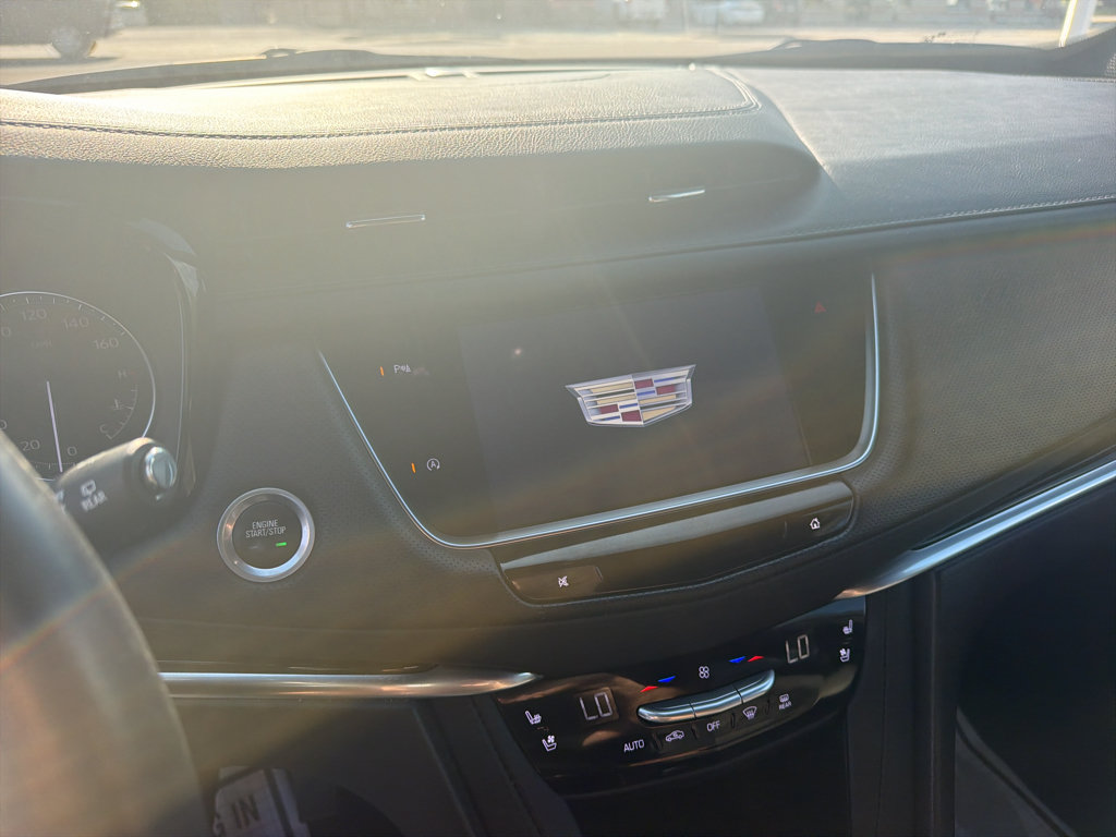 Used 2024 Cadillac XT5 Premium Luxury w/ LPO, Floor Liner Package AWD/4WD image 15