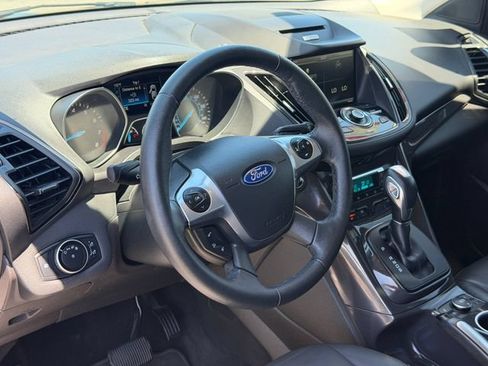 Used 2015 Ford Escape Titanium FWD image 10