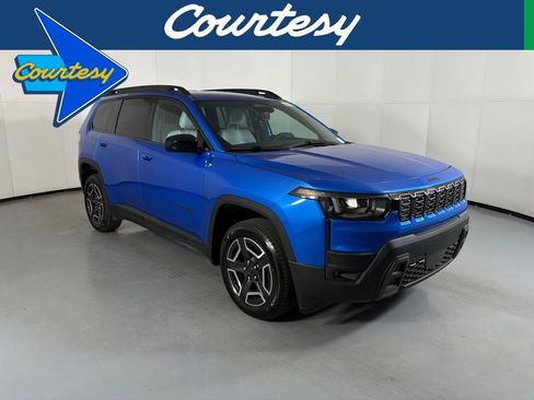 New 2026 Jeep Cherokee Laredo AWD/4WD image 1