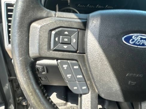 Used 2019 Ford F150 XLT w/ Equipment Group 302A Luxury AWD/4WD image 11