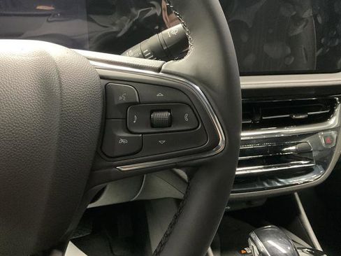 New 2026 Buick Envista Avenir image 21