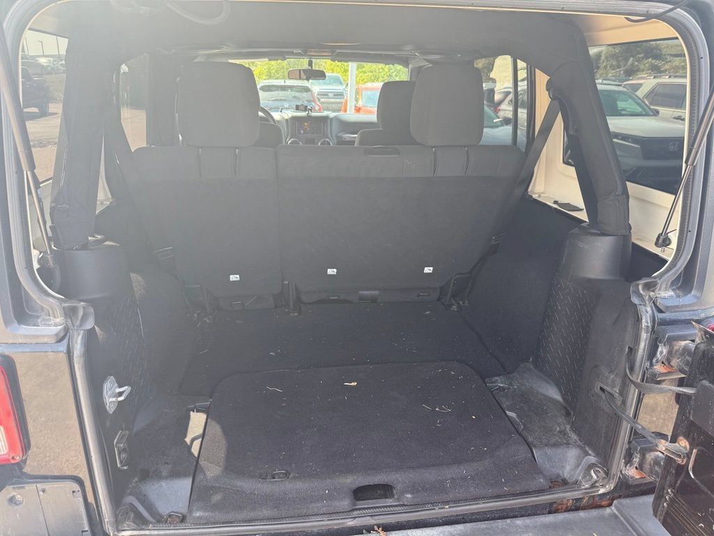 Used 2011 Jeep Wrangler Unlimited Sport w/ Trailer Tow Group AWD/4WD image 5