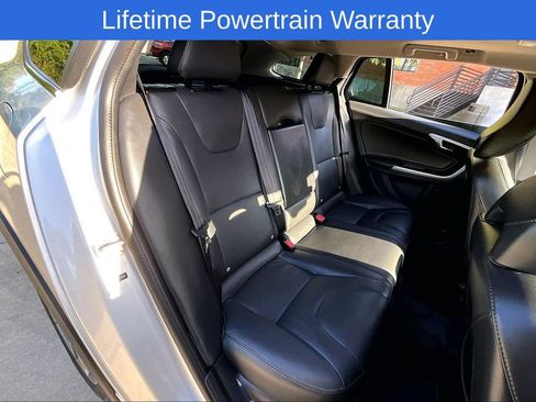 Used 2018 Volvo V60 T5 Cross Country AWD/4WD image 33