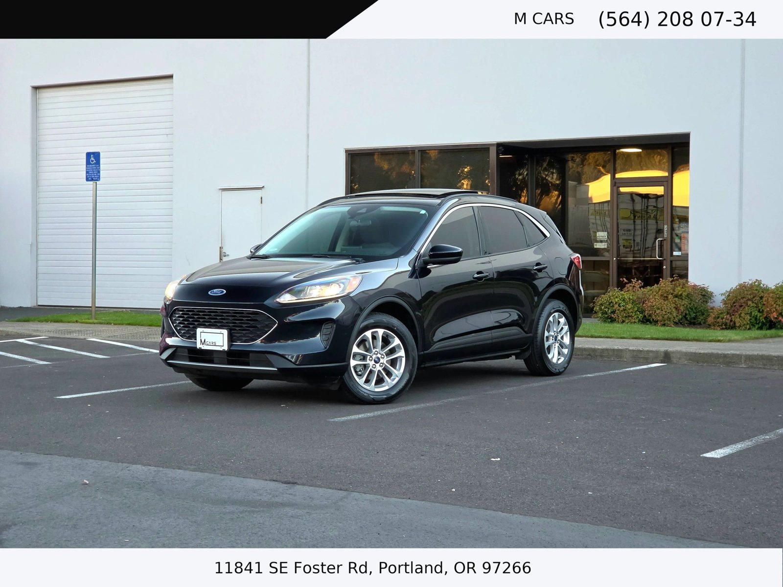 Used 2021 Ford Escape SE w/ Convenience Package AWD/4WD image 1