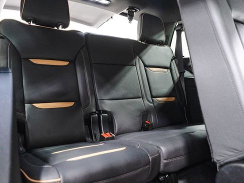 Used 2024 GMC Yukon AT4 w/ AT4 Premium Package AWD/4WD image 30