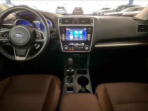 Used 2018 Subaru Outback 3.6R Touring image 16