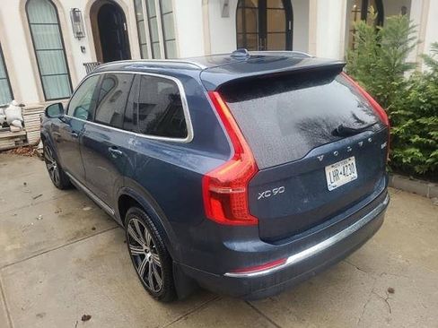Certified 2024 Volvo XC90 B6 Plus w/ Protection Package image 4