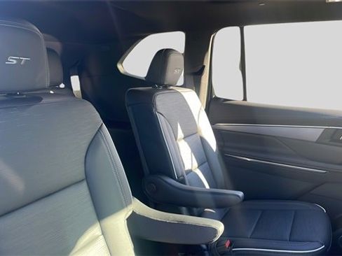 New 2026 Buick Enclave Sport Touring w/ Power Package image 13