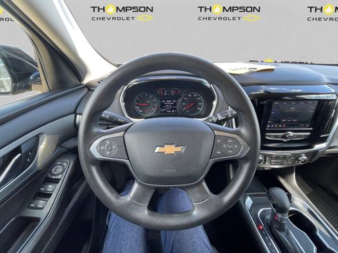 Used 2021 Chevrolet Traverse LS image 12